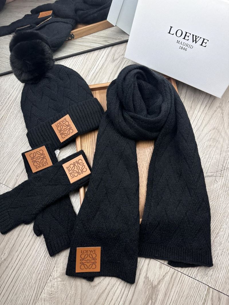 Loewe Caps Scarfs